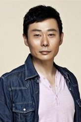 夏天庚（霍青饰演）