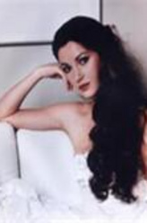 芭芭拉・贝芝剧照