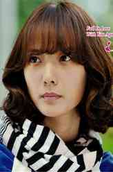 李明玉（王珞丹饰演）