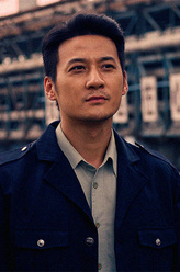 王明（张陆饰演）
