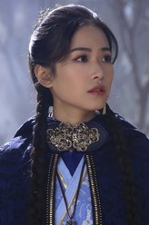 纳兰嫣然（刘美彤饰演）