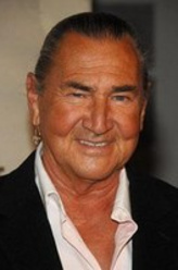 奥古斯特·斯彻伦伯格剧照