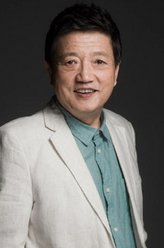 遏必隆（秦焰饰演）