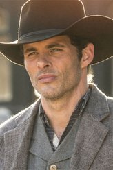 詹姆斯·麦斯登剧照