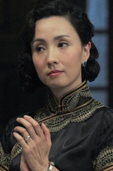 钮兰（陶虹饰演）