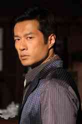 薛先生（谭凯饰演）