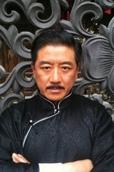 陈天阔（丁勇岱饰演）