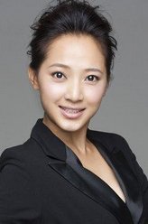 任燕（秦子越饰演）