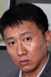 房子斌剧照