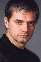 康斯坦丁·拉朗尼柯剧照