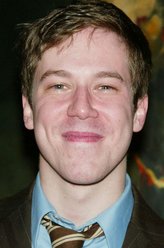 Jim Harper（小约翰·加拉赫饰演）