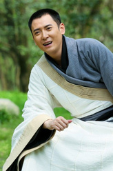 田伯光（韩栋饰演）