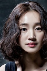 秀爱（秀爱饰演）