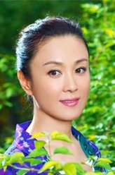 向冰（傅艺伟饰演）
