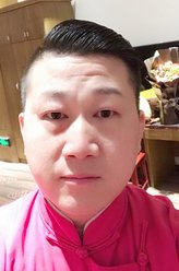 管半年（张鹤伦 饰演）