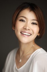 孟霞（孟霞饰演）