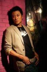 江口平措（刘磊饰演）