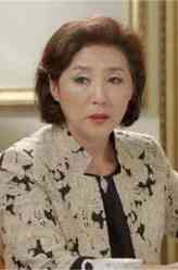 李美兰（高斗心饰演）