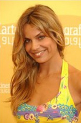 米凯叶拉·拉玛佐第（米凯叶拉·拉玛佐第饰演）