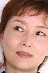 夏冰妈（朱茵饰演）