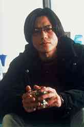 秋叶茂（丰川悦司饰演）