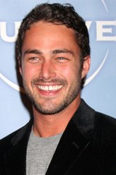 泰勒·金尼剧照