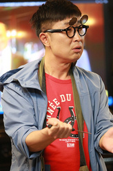 林大健（林永健饰演）