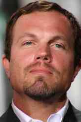 亚当·鲍德温剧照