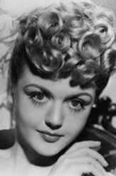 安吉拉·兰斯伯瑞剧照