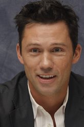 Dodd Gerhardt（杰弗里·多诺万饰演）