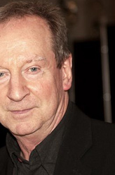 Ned Gowan（比尔·帕特森饰演）