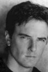 林登·阿什比（林登·阿什比饰演）