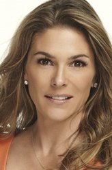 Dr. Abigail Griffin（佩姬-图柯饰演）