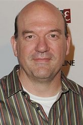 Walton.Prison Guard（约翰·卡洛·林奇饰演）