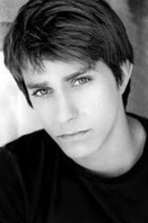 戈登·格里克（戈登·格里克饰演）