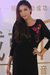 彩霞仙子（梁雨恩饰演）