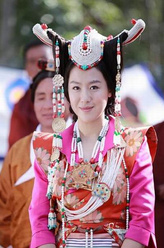 次仁德吉（沈傲君饰演）