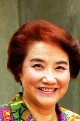 奶奶（祝希娟饰演）