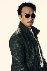 陈其乾（赵立新饰演）