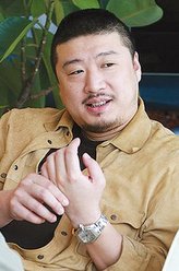 陈恭鹏（钱雁秋饰演）