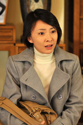 陈涵秋（刘威葳饰演）