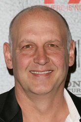 尼克·西塞剧照