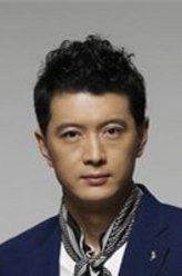 刘一平（王同辉饰演）