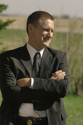 总统托马斯（比尔·普尔曼饰演）