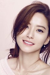 奉秀雅（郑有美饰演）