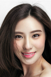 葛云霞（鲍天琦饰演）