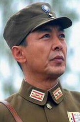 侯景魁（王强饰演）