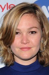 朱丽娅·斯蒂尔斯剧照