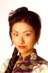 方怡（徐濠萦饰演）