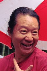 戈治均（戈治均饰演）